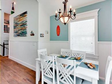 dininig table